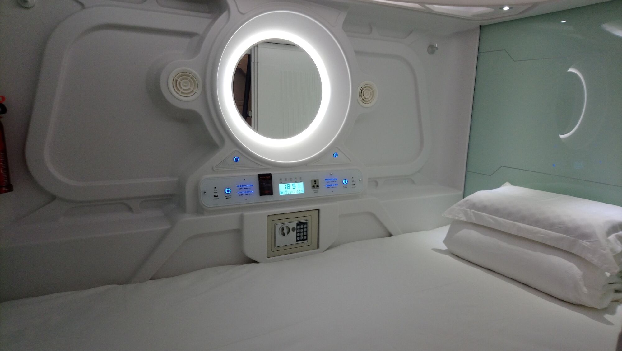 Stay With Me Capsules Hostel Malacca Exterior foto